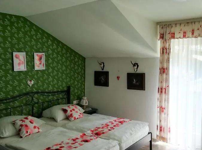 Christopherhof 11, 3* Grafenwiesen